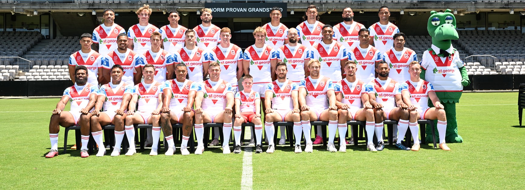 Win a spot in the 2025 NRL team photo Dragons