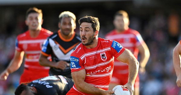 Dragons take down Wests Tigers at Campbelltown | Dragons